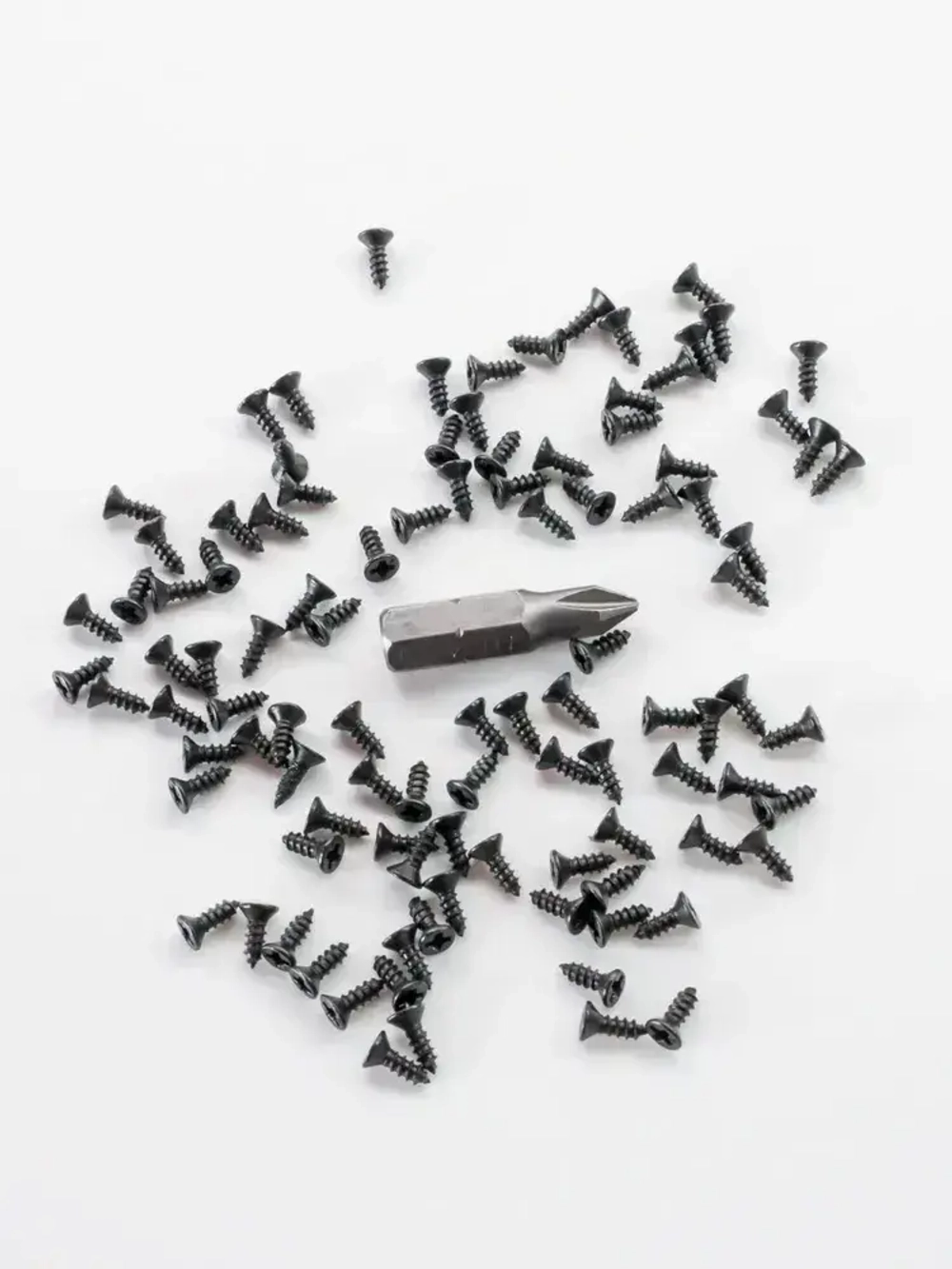 Набор саморезов (шурупов) 2 х 6 мм, черный, 100 шт