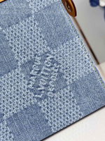 Louis Vuitton Pochette Voyage MM