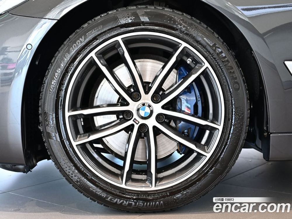 BMW 5 Series (G30) 520i M Sports (12.2020)