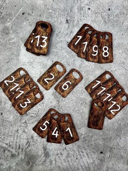 Номерки для гардероба дерево 4х8 см