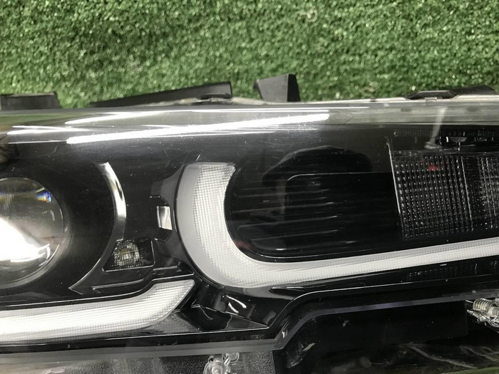 Фара правая Mazda CX-5 2 (2021-н.в.) LED