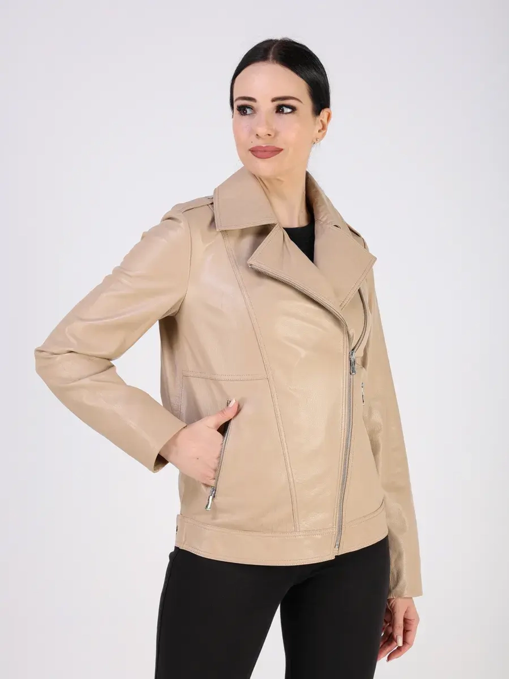 Кожаная куртка демисезонная косуха