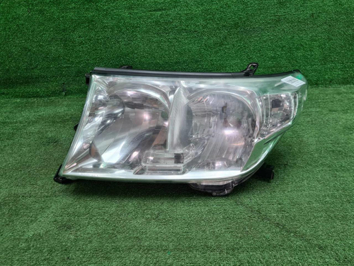 Фара левая Toyota Land Cruiser 200 (07-12) галоген