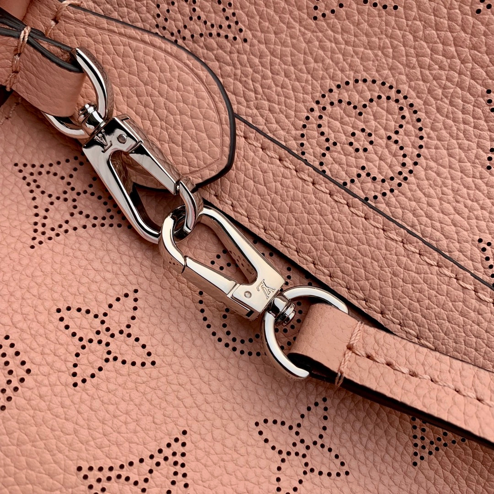 Louis Vuitton Blossom PM