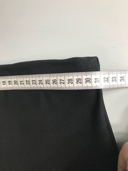 Юбка обтягивающего кроя, визуально на 40 размер