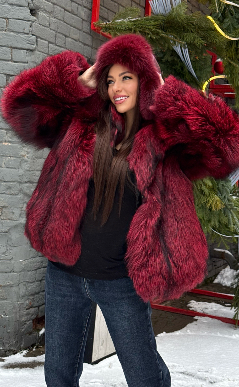 Шуба из меха чернобурки тонирования оттенок «клюква» 60см