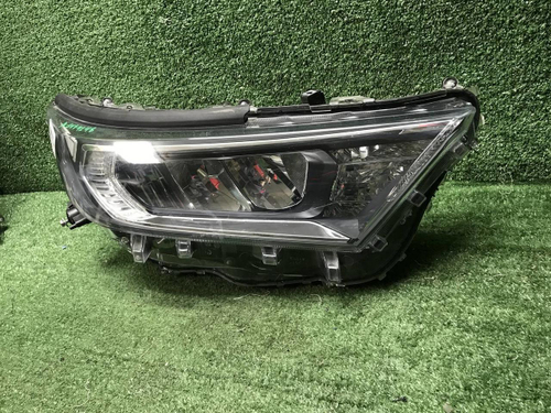 Фара правая Toyota RAV4 5 XA50 (2018-н.в.) LED
