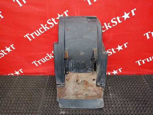 Крыло переднее левое задняя часть