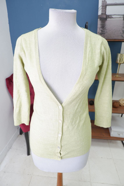 Кардиган Tu на пуговицах 48 размер