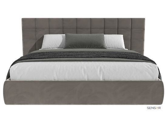 Кровать Quadro с широким изголовьем