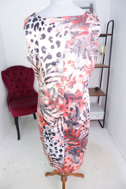 Платье Merlis для летних образов, визуально 54 размер, новое