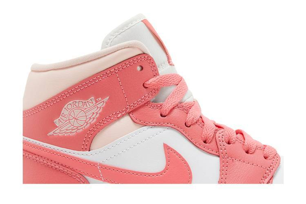 Кроссовки Jordan Air Jordan 1 Mid "Strawberries And Cream" (Женская размерная сетка)