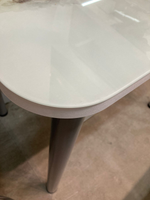 Стол неразд Прямоугольный подстолье прямое хром Царг.пояс белый Ст-ца абстракция (белая) ф/п стекло