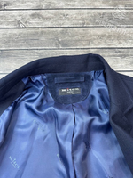 Классический костюм Kiton