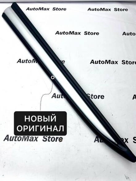 Молдинг двери передней левой на Митсубиси Аутлендер. 5727A699. Оригинал.