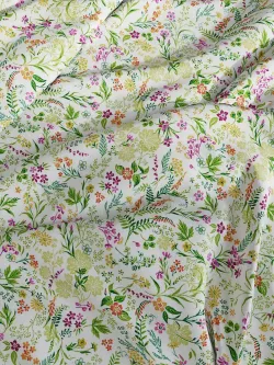 Декоративная наволочка с рюшами, оборками "Полевые цветы" 40х60 см, 1 шт, без молнии