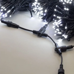 Комплект гирлянды на деревья 60 м., 3 луча по 20 м., 24V, 600 холодных-белых LED ламп, с мерцанием белого диода, черный каучук, IP54, LTC (ECO600BLW-11-1W)