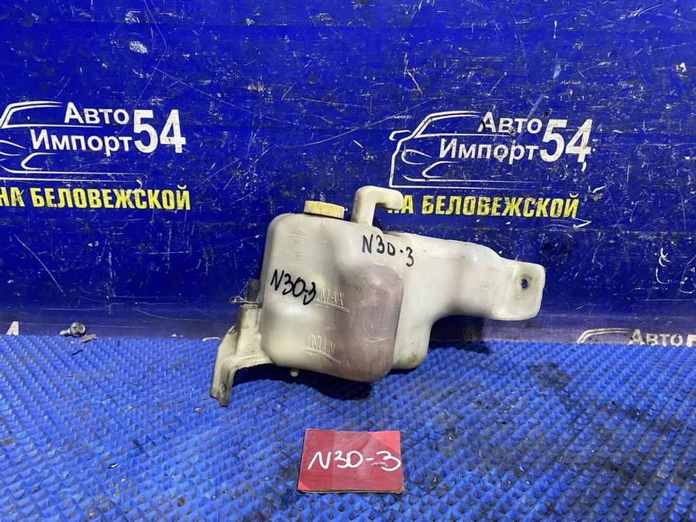 Бачок расширительный NISSAN R'NESSA 2000