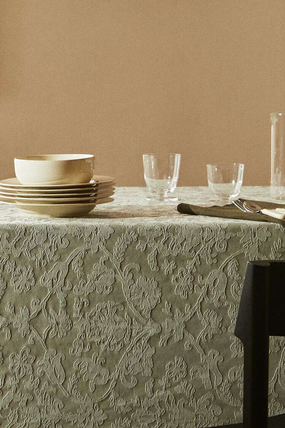 ZARA HOME САТИНОВАЯ ЖАККАРДОВАЯ ХЛОПЧАТОБУМАЖНАЯ СКАТЕРТЬ, СВЕТЛО-МЯТНО-ЗЕЛЕНЫЙ