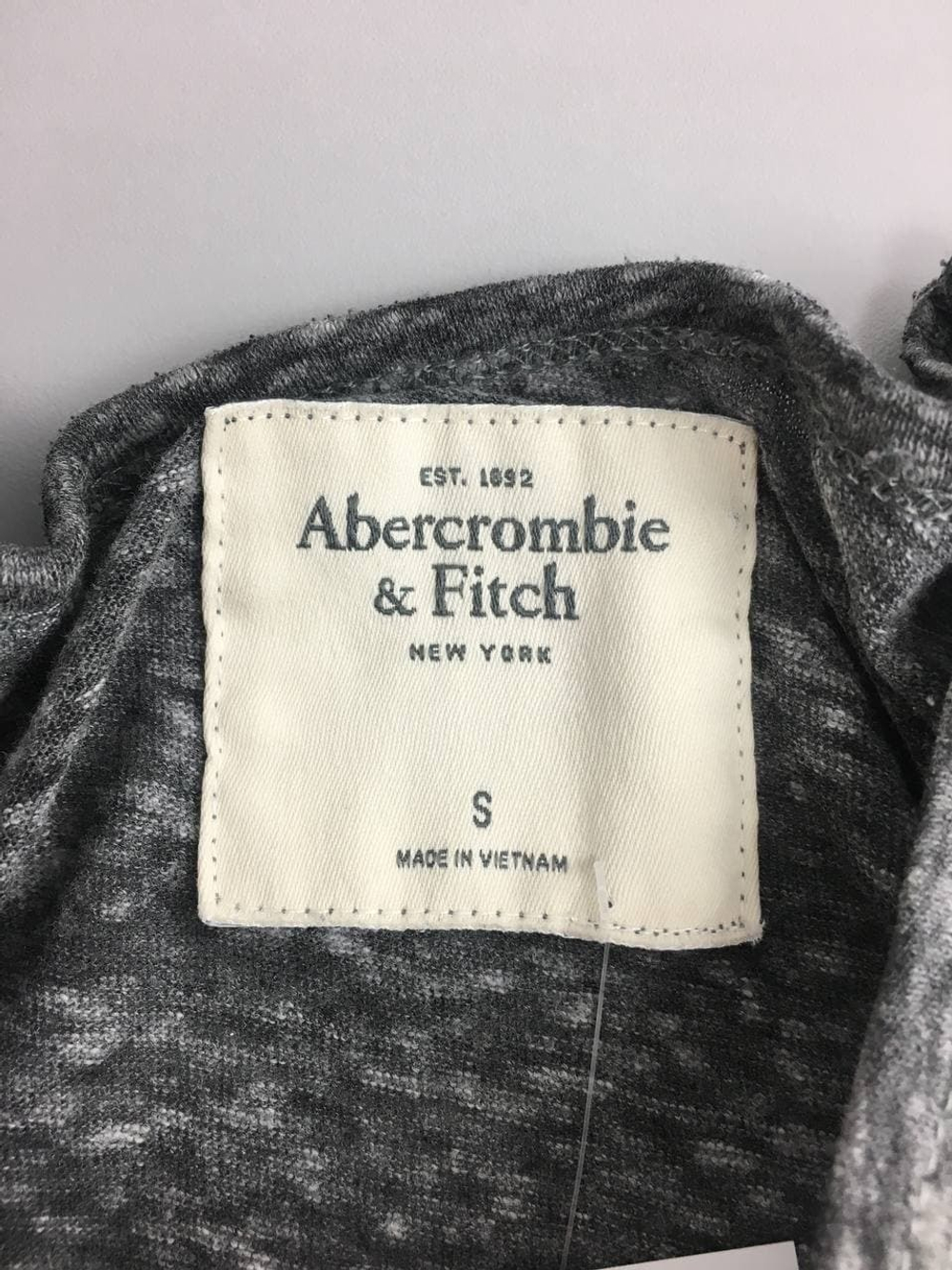 Джемпер Abercrombie & Fitch меланжевый 44 размер