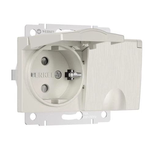 Розетка двойная влагозащищенная с заземлением с крышками и шторками (перламутровый рифленый) W1172213