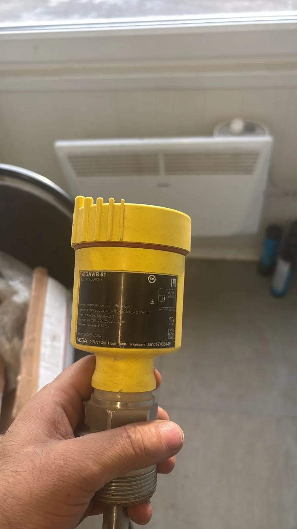 VEGAVIB 61 - Сигнализатор уровня гранулированных и крупнозернистых сыпучих продуктов