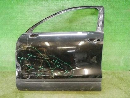 Дверь передняя левая VW Touareg 2 NF (2010-2018)