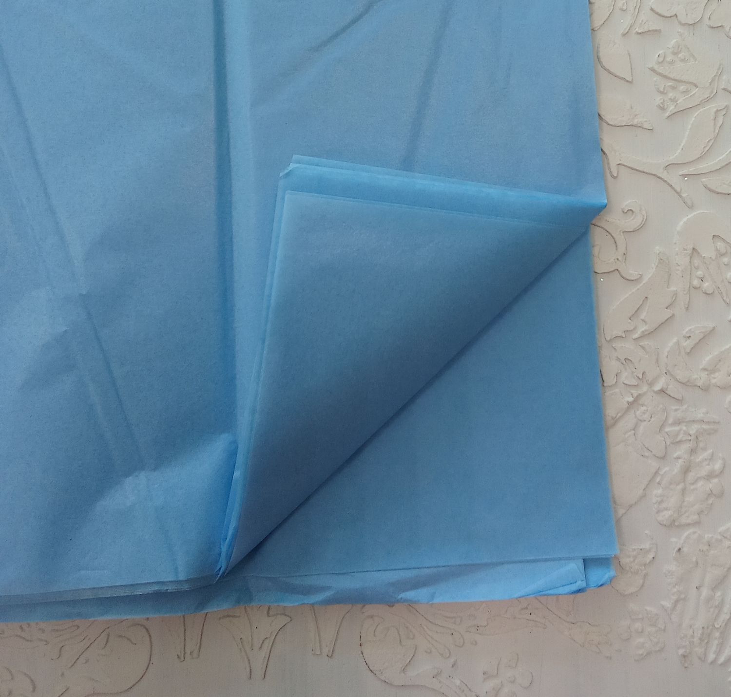 Бумага тишью 50*66 см 10 шт. цвет небесный