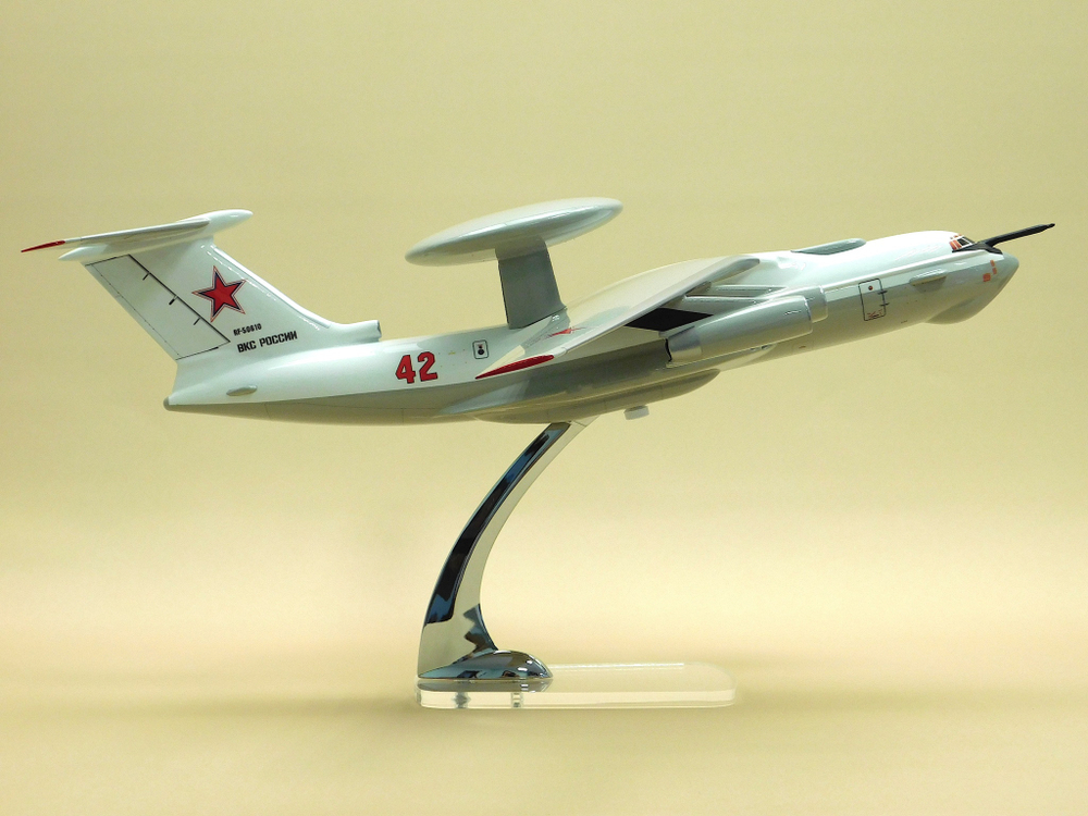 Модель самолета А-50 (М1:100, ВКС России, RF-50610,42 )