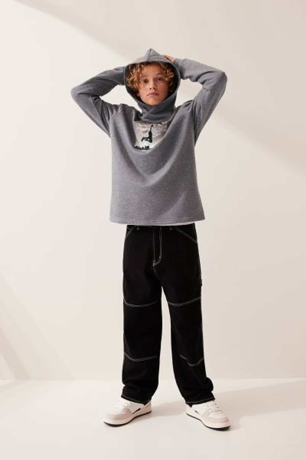 H&M Толстовка с принтом и капюшоном, серый с меланжевым эффектом