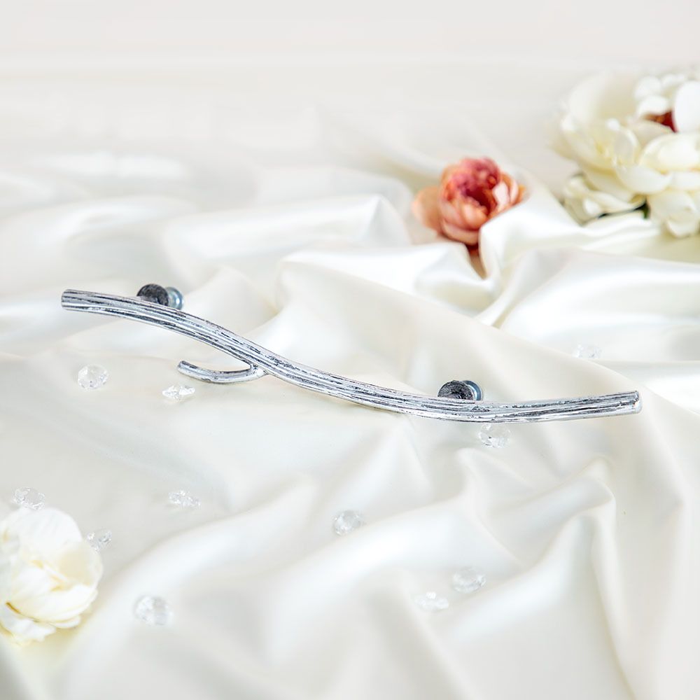 Ручка скоба мебельная Арт Бранч правая Античное серебро