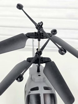 Игрушка Вертолет радиоуправляемый со световым эффектом (201709589)