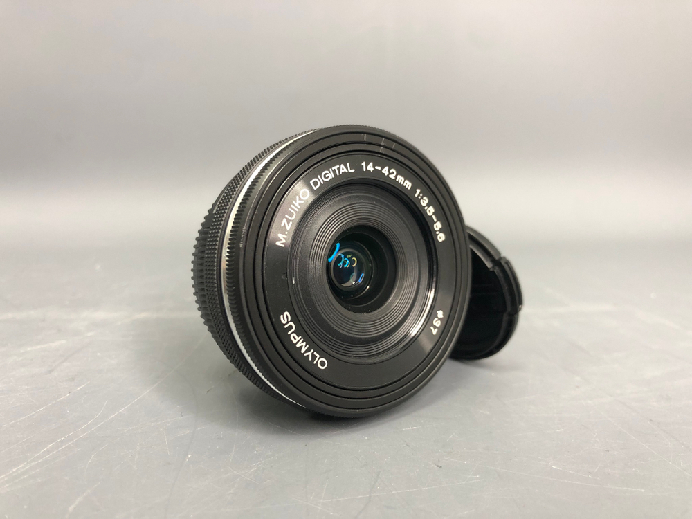 Olympus ED 14-42mm 3.5-5.6 EZ ED