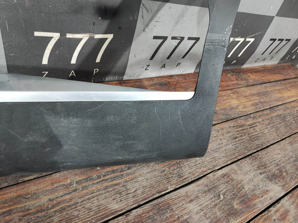 Накладка двери задней левой Hyundai Palisade (LX2) 18-25 Б/У Оригинал 87733S8000