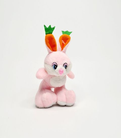 Брелок "Зайка с морковкой"