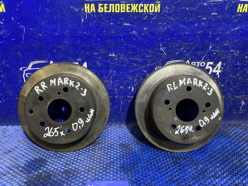 Диск тормозной задний TOYOTA MARK 2 1999
