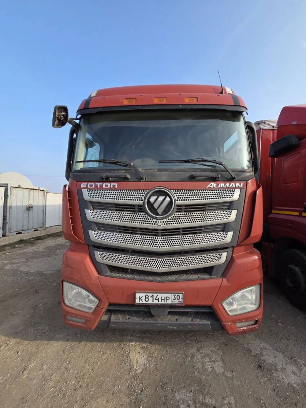 Foton AUMAN 4x2 Седельный тягач BJ4189SLFKA (Дизельный, 11,8 л, 470 л.с., АТ)