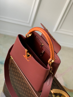 Louis Vuitton Capucines MM