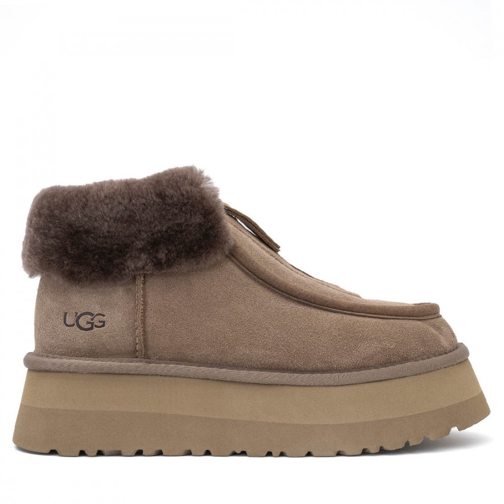UGG Funkette Platform Boots Cappuccino