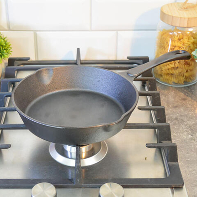 Сковорода 20см чугунная, литая ручка TM MY REAL IRON COOK