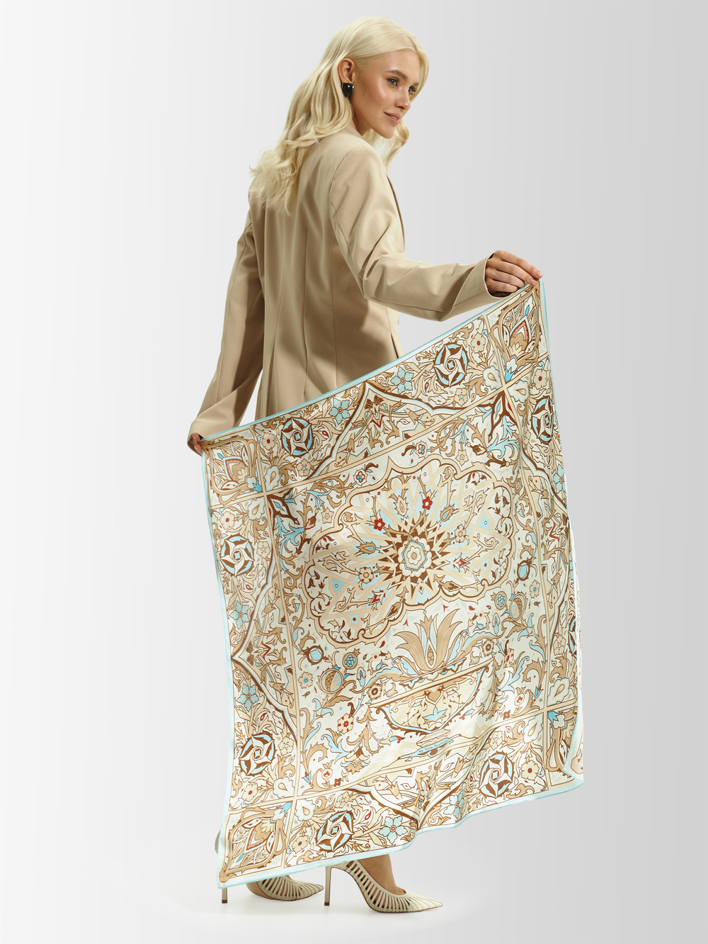 Платок «Арабески» 100% шёлк