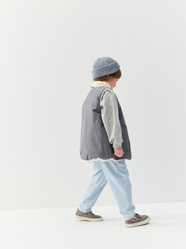 Жилет стеганый на молнии двухсторонний 