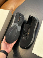 Кроссовки Santoni