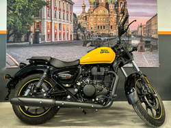Royal Enfield Meteor 350 Fireball Yellow