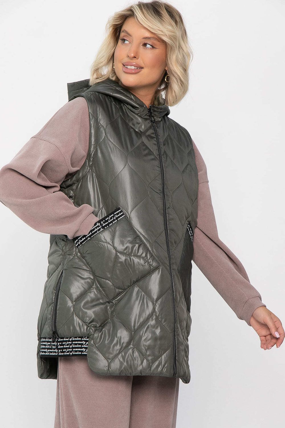 Жилет утепленный Дана Мур (хаки) Б14309-18М LT Collection