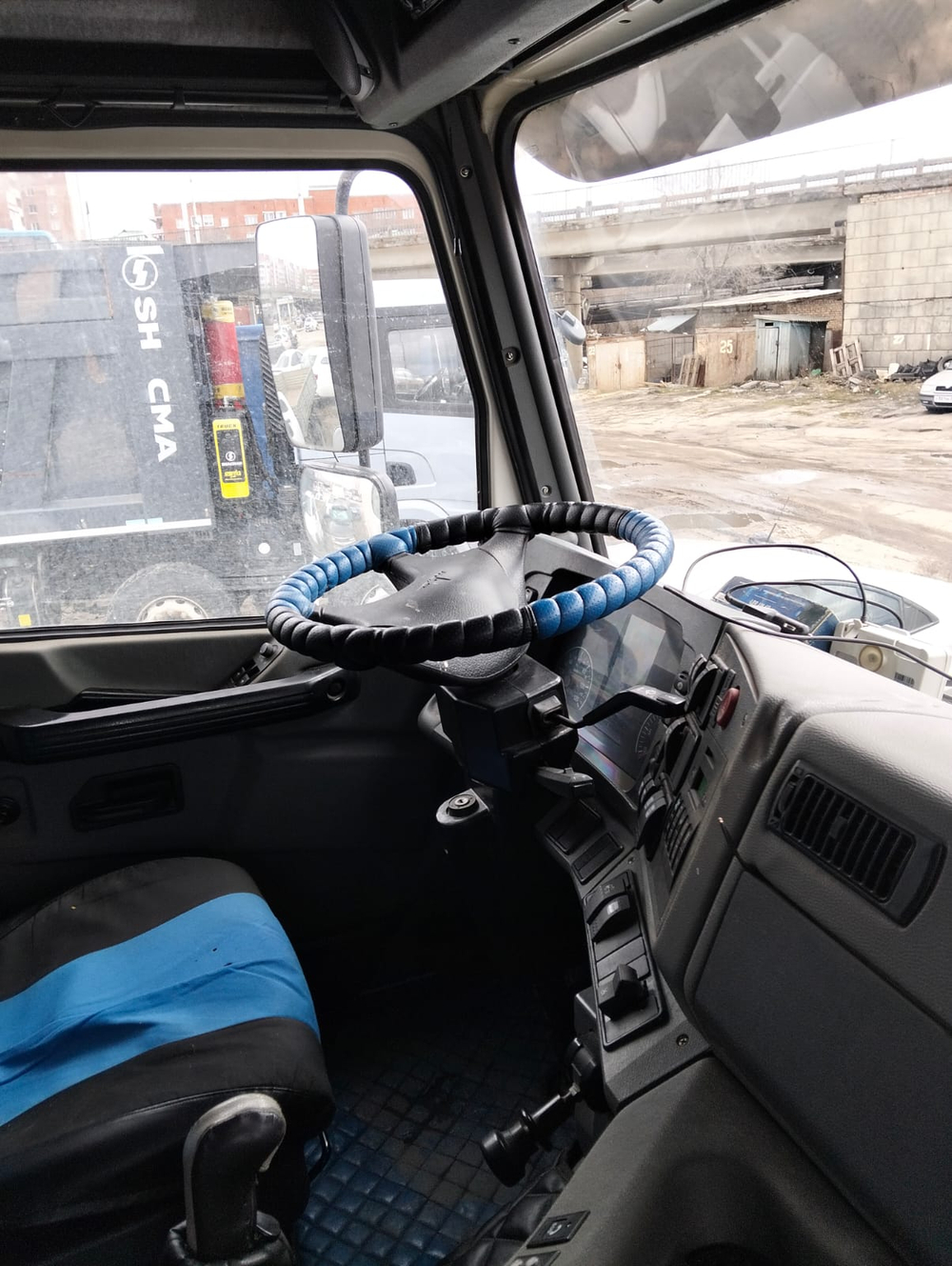 МАЗ 5440 4x2 Седельный тягач 5440С9-570-031 (Дизельный, 11,1 л, 420 л.с., МТ)