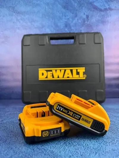 Шуруповерт аккумуляторный Dewalt 21V, 2 АКБ, Дрель-шуруповерт Деволт с набором инструментов