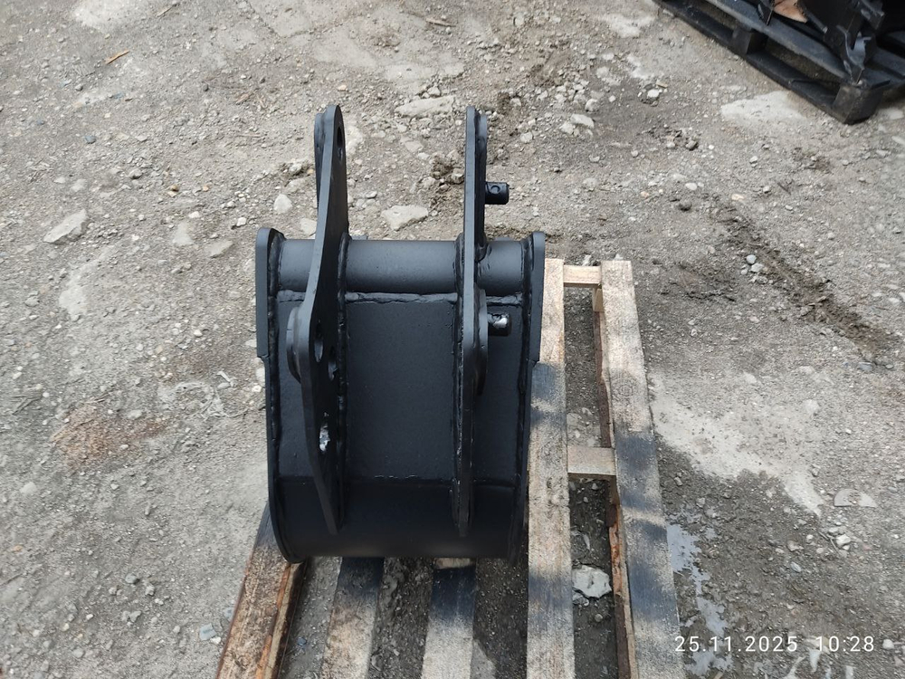 Ковш Komatsu WB97 400 мм 0,1 м3