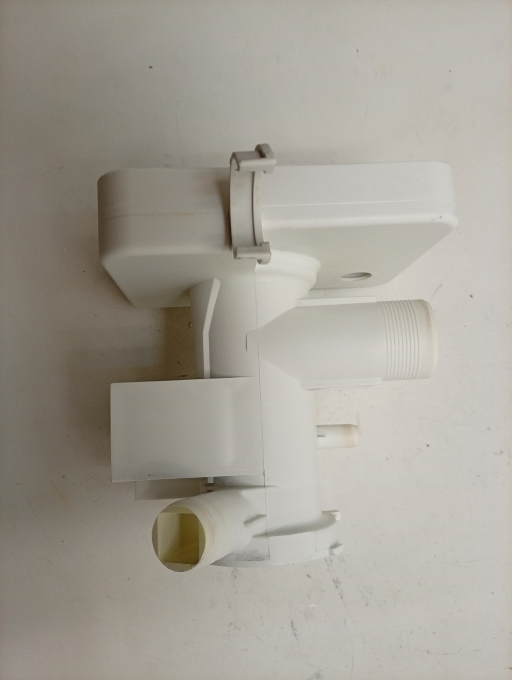 FE925N кт21 Улитка сливного насоса для стиральной машины Electrolux Zanussi AEG 1320715517 б/у