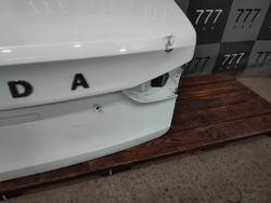 Крышка багажника LADA Vesta 22-нв Б/У Оригинал 8450013789